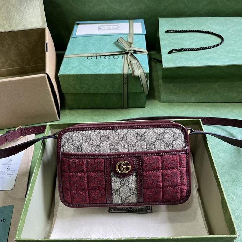 Gucci Wallets 63